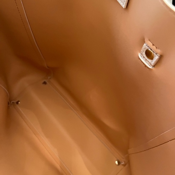 Boutique Bucket Bag - Picture 5 of 6